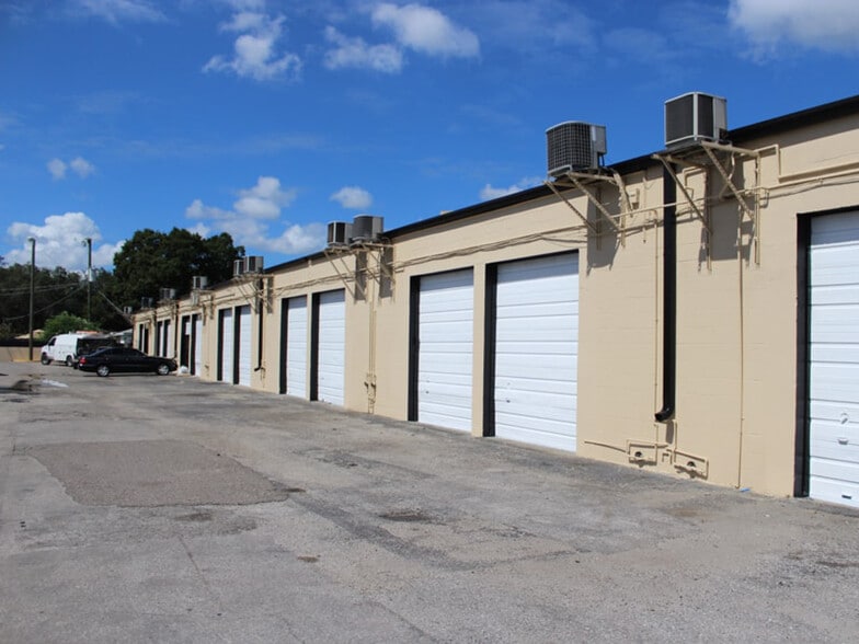 104 W Seneca Ave, Tampa, FL à louer - Photo du bâtiment - Image 3 de 8