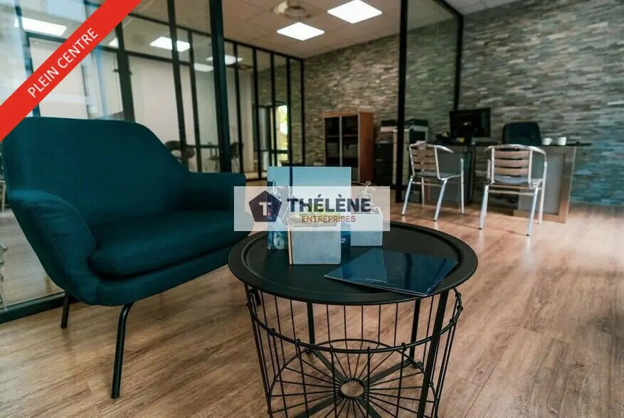 Retail in Montpellier for sale - Interior Photo - Image 2 of 12