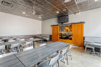 420 Broad St, Chattanooga, TN à louer Photo intérieure- Image 2 de 23