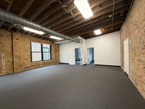 1332 N Halsted St, Chicago, IL à louer Photo intérieure- Image 1 de 11