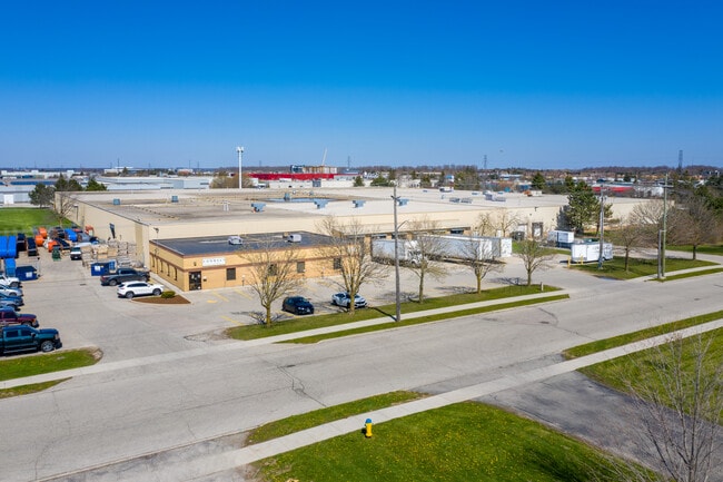 Plus de détails pour 50 Northland Rd, Waterloo, ON - Industriel à vendre