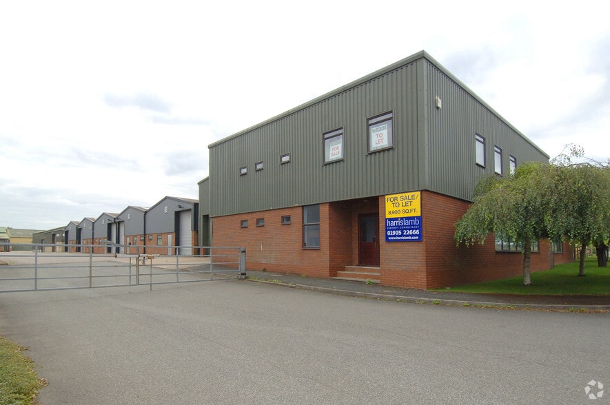 Waterloo Rd, Alcester for lease - Primary Photo - Image 1 of 3