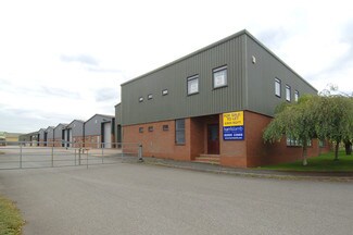 Plus de détails pour Waterloo Rd, Alcester - Industriel à louer