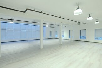 185 Canal St, New York, NY for lease Interior Photo- Image 1 of 4