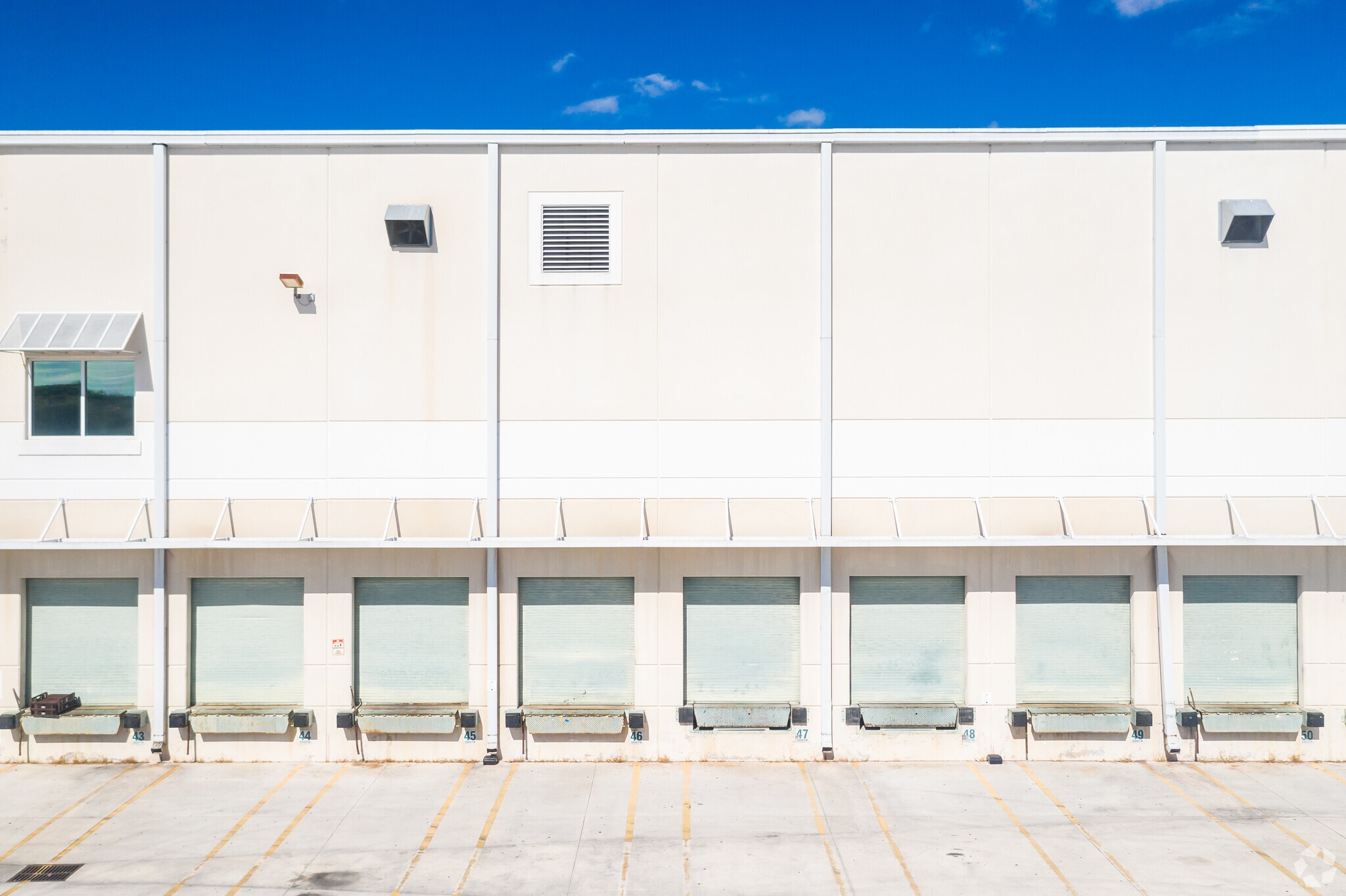 5480 W Hillsboro Blvd, Coconut Creek, FL for lease Building Photo- Image 1 of 10