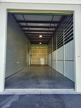 9770 W Cheyenne Ave, Las Vegas, NV à louer Photo intérieure- Image 1 de 5