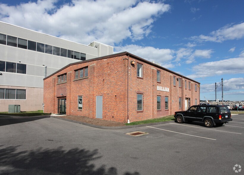 224 Bank St, New London, CT for sale - Building Photo - Image 2 of 8