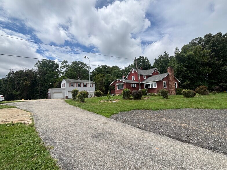1326 Furnace Rd, Linthicum Heights, MD à vendre - Photo du bâtiment - Image 2 de 12