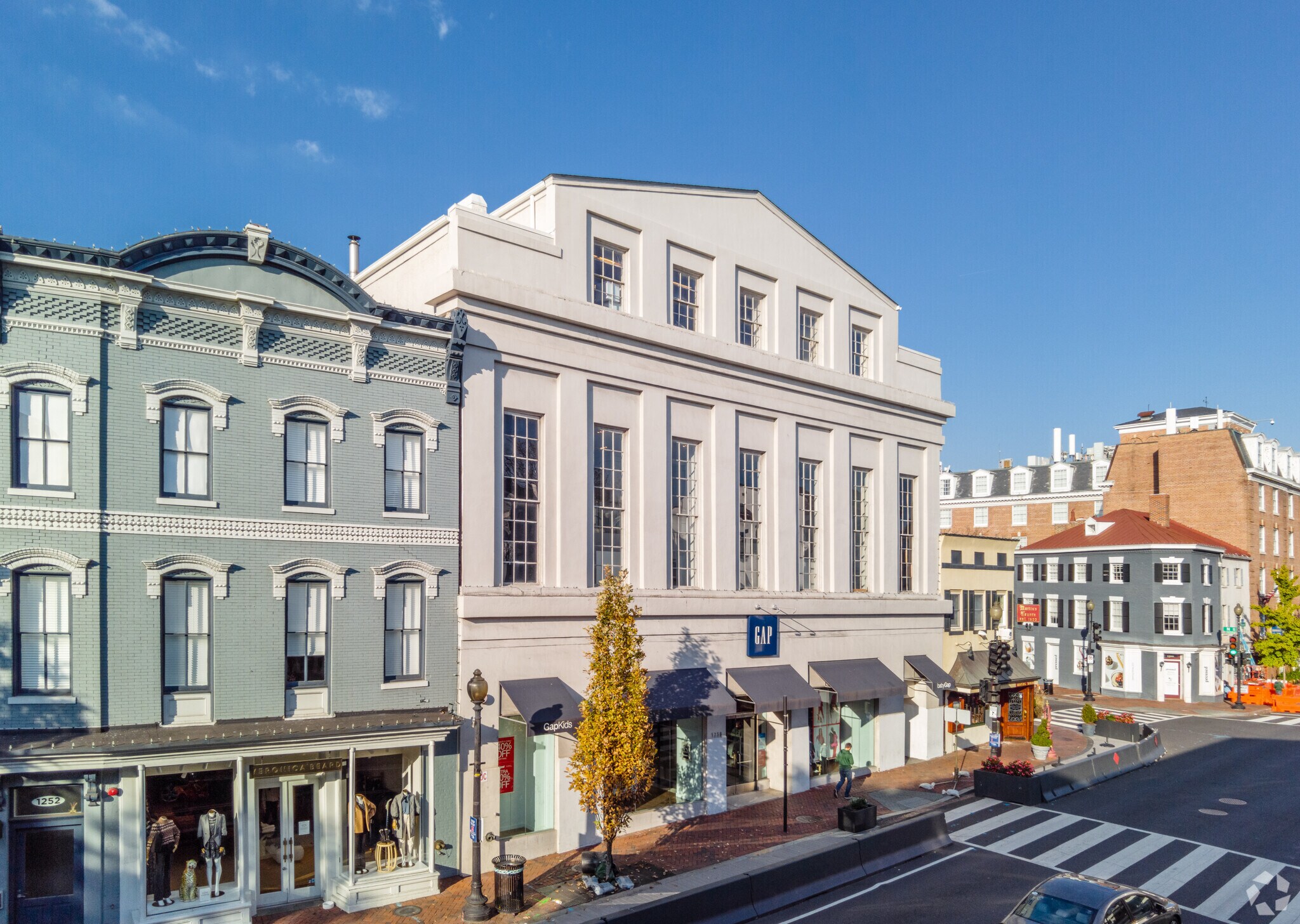 1258 Wisconsin Ave NW, Washington, DC à louer Photo principale- Image 1 de 7