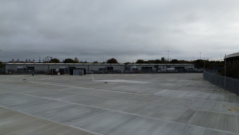Store Rd, Parkeston à louer - Photo du bâtiment - Image 3 de 3
