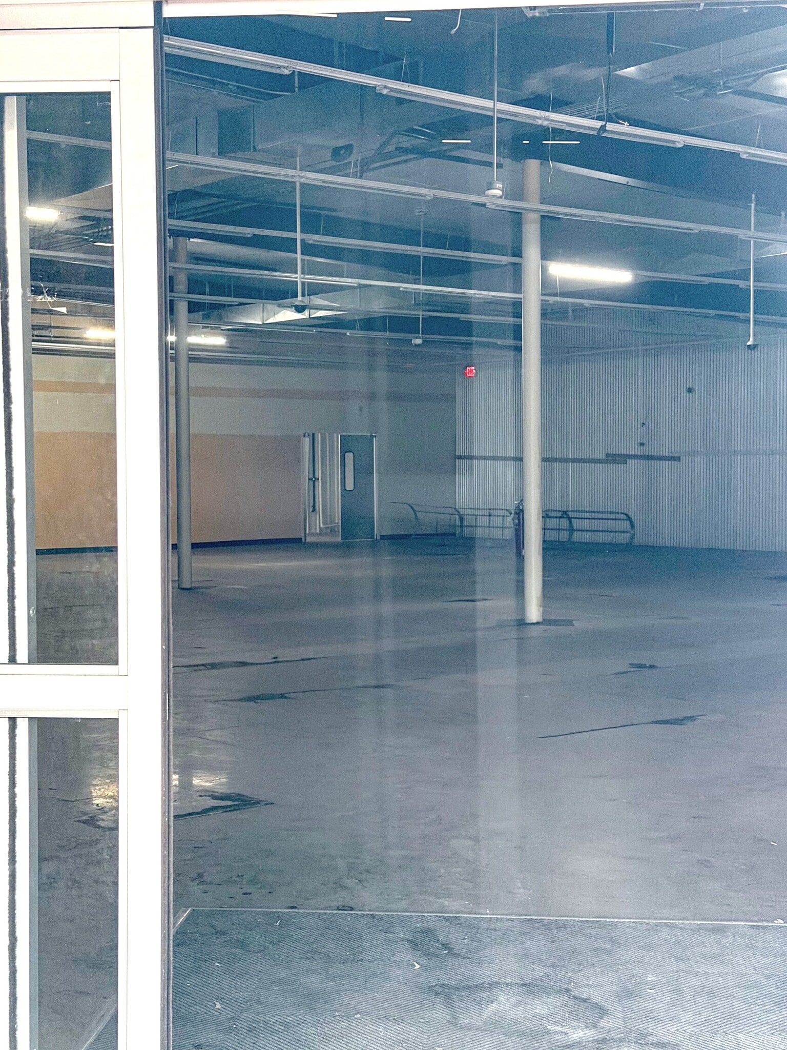 1395 Peoria St, Aurora, CO for lease Interior Photo- Image 1 of 1