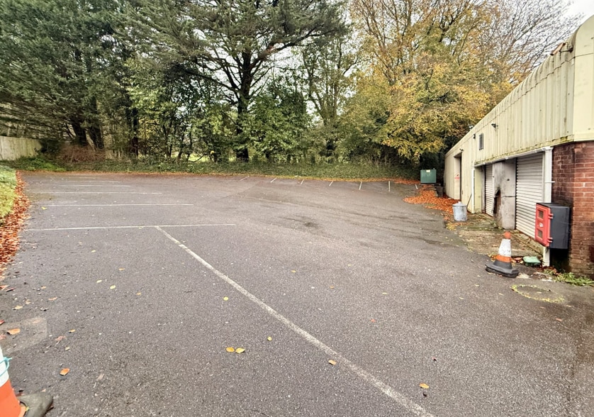 38 Fore St, Ivybridge à louer - Photo du bâtiment - Image 3 de 4