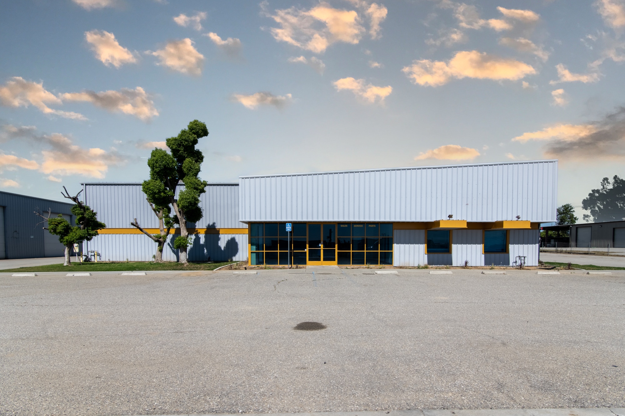 4608 Saco Rd, Bakersfield, CA for lease Primary Photo- Image 1 of 9