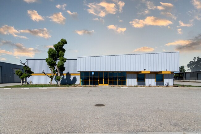 Plus de détails pour 4608 Saco Rd, Bakersfield, CA - Industriel à louer