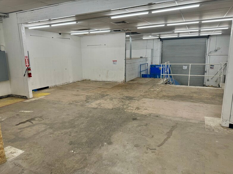 3725-3727 University Ave, San Diego, CA for lease - Interior Photo - Image 2 of 8