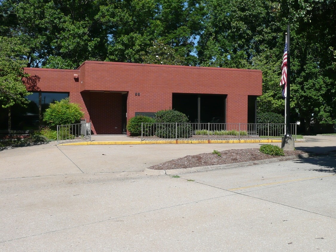 56 Doctors Park, Cape Girardeau, MO for sale Building Photo- Image 1 of 1