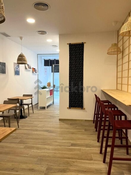 Retail in Sabadell, Barcelona for lease - Interior Photo - Image 3 of 4