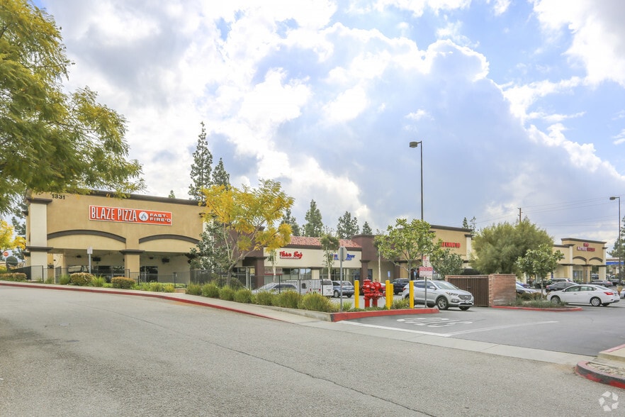 1331 S Lone Hill Ave, Glendora, CA for lease - Building Photo - Image 1 of 5
