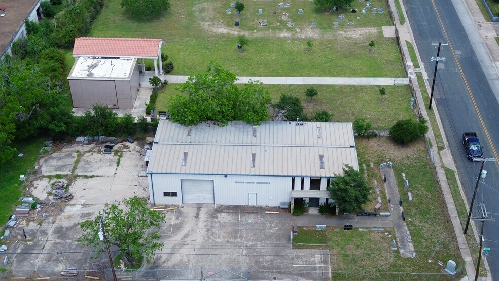 300 Palm Dr, Corpus Christi, TX à vendre - Photo du bâtiment - Image 3 de 22