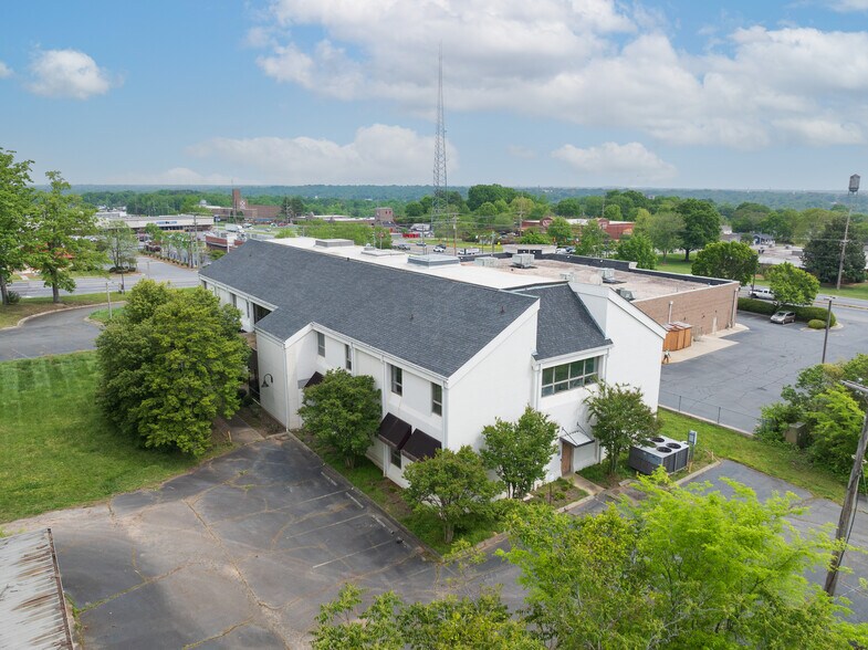 745 & 755 Cabarrus Ave, Concord, NC à vendre - Photo du bâtiment - Image 3 de 6