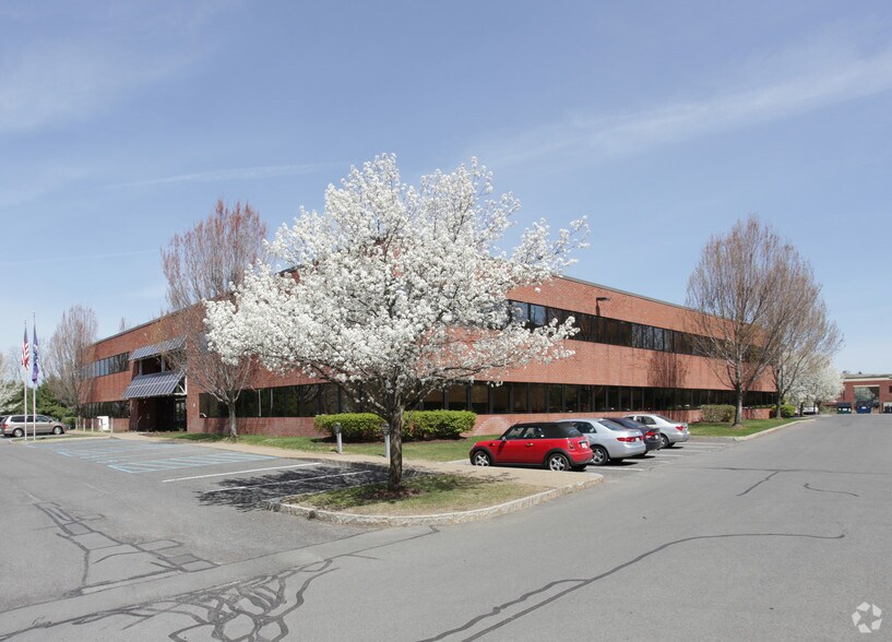 17 Columbia Cir, Albany, NY à vendre - Photo du bâtiment - Image 2 de 7