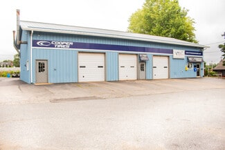 More details for 8 Englewood St, Webster, MA - Retail for Sale