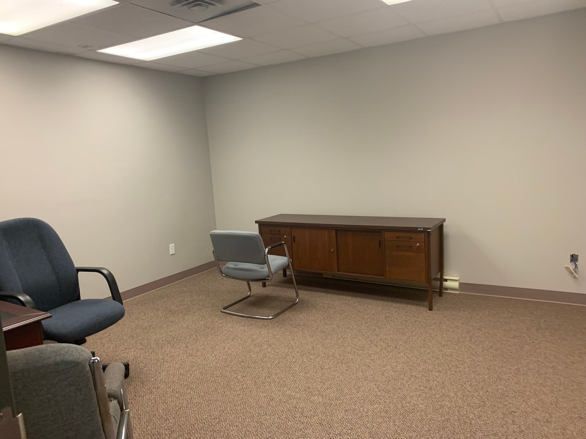 32 Paint St, Port Hawkesbury, NS for lease Interior Photo- Image 1 of 21