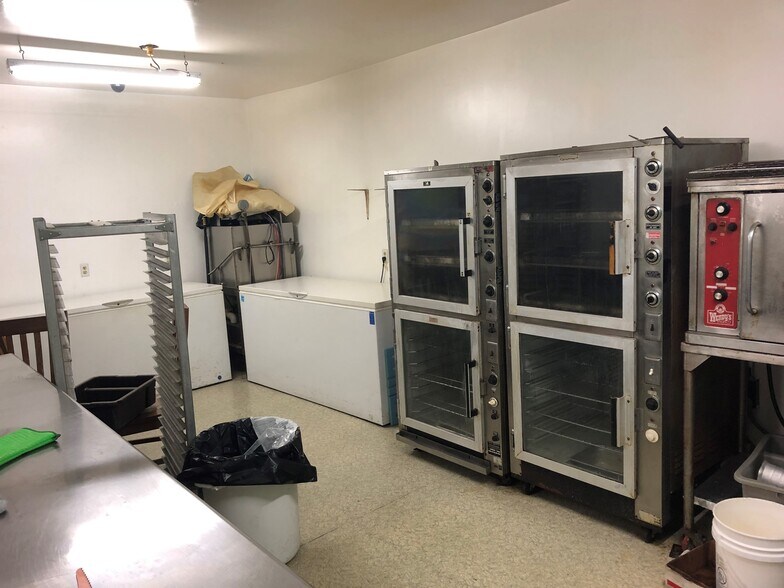 499 Hill St, Green Lake, WI à vendre - Photo intérieure - Image 2 de 11