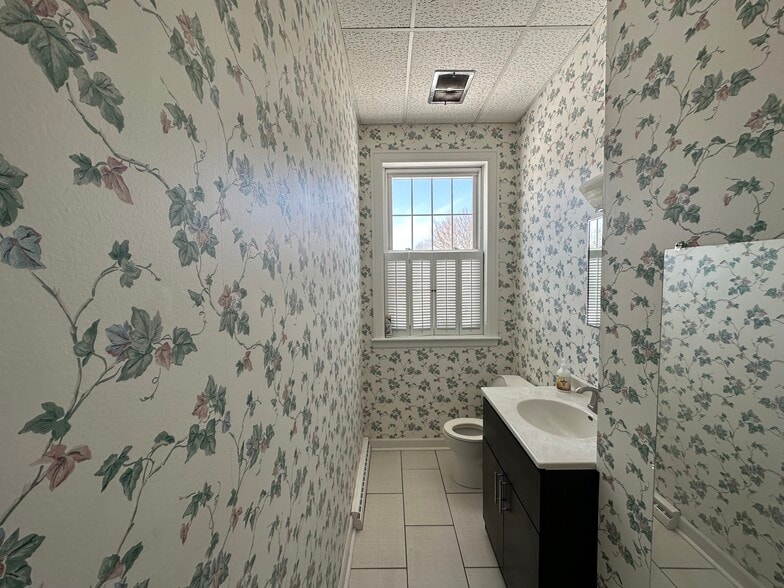 8275 N 32nd St, Richland, MI à louer - Photo intérieure - Image 3 de 12