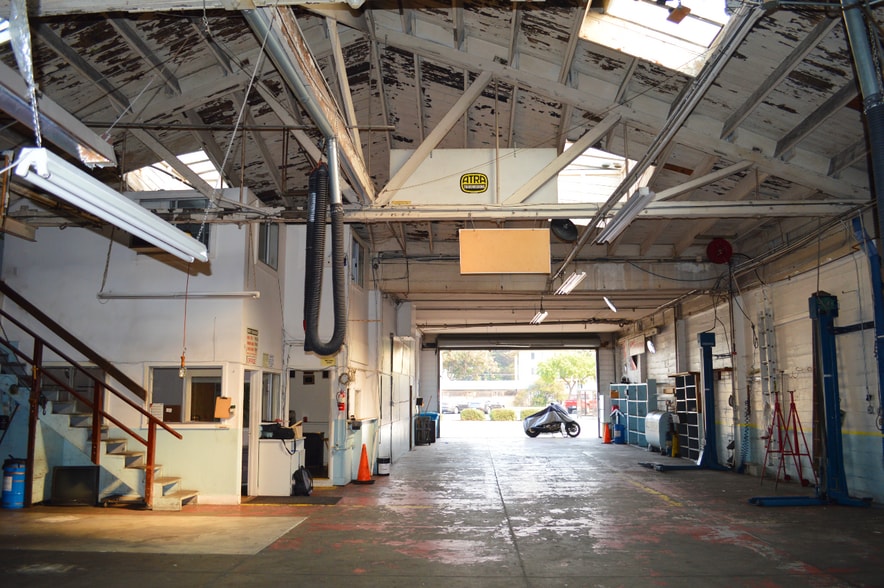 1131-1137 California Dr, Burlingame, CA for sale - Building Photo - Image 3 of 19