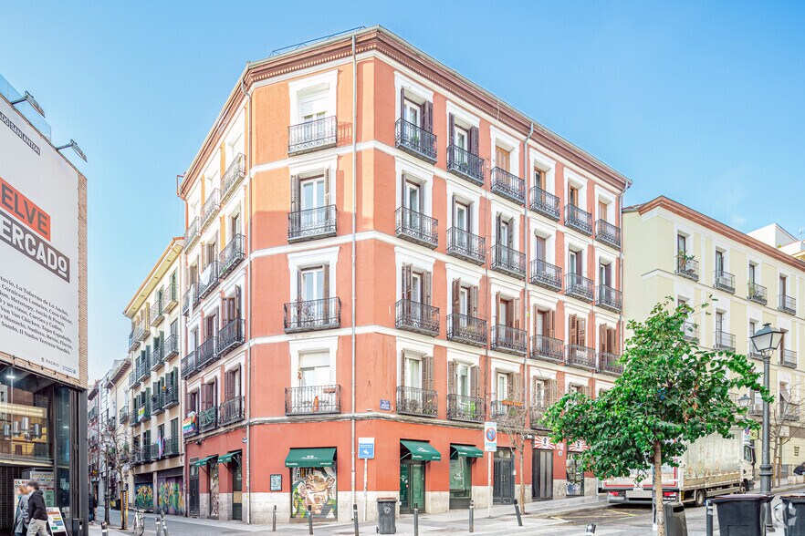 Calle de Augusto Figueroa, 22, Madrid, Madrid à vendre - Photo du bâtiment - Image 2 de 2