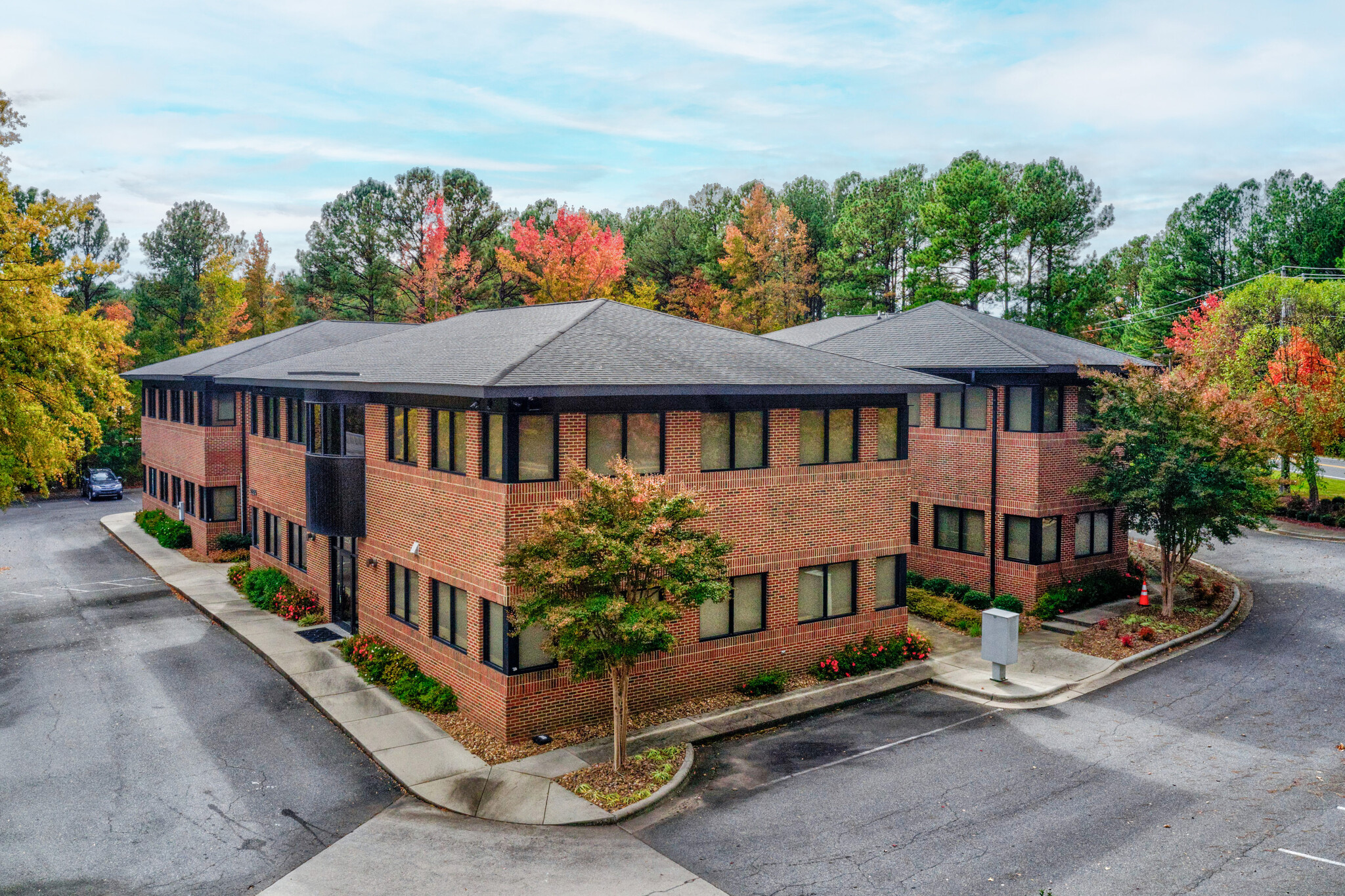 2222 Sedwick Rd, Durham, NC for lease Primary Photo- Image 1 of 17