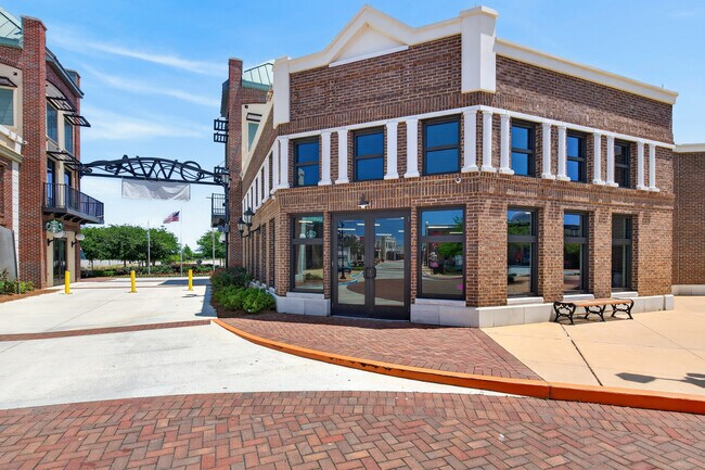 Plus de détails pour 1501 Owa Blvd, Foley, AL - Commerce de détail à louer