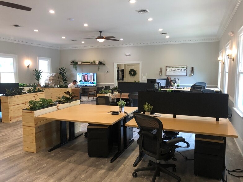 201 E Academy St, Fuquay-Varina, NC for sale - Interior Photo - Image 3 of 17