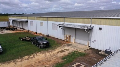 101 18th Ave, Atmore, AL for lease Interior Photo- Image 2 of 43