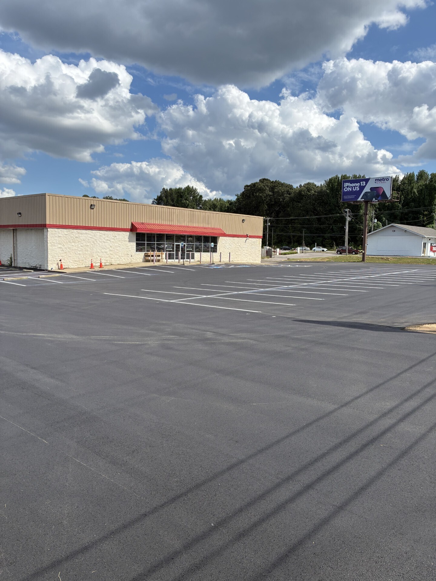 3390 US-61, Memphis, TN for lease Primary Photo- Image 1 of 11
