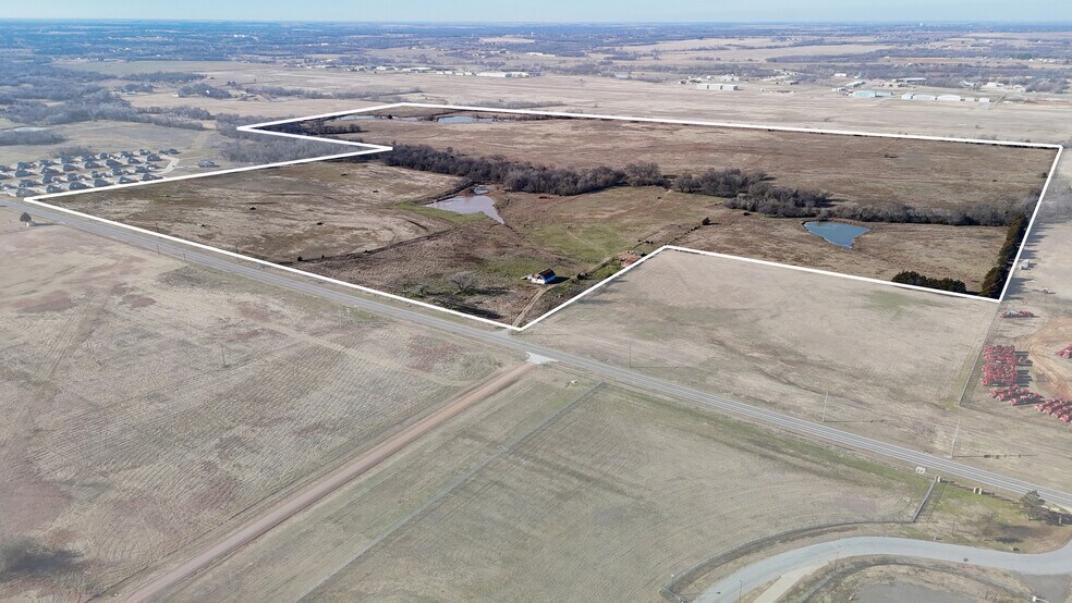 S 2nd St, Duncan, OK à vendre - Photo principale - Image 1 de 2