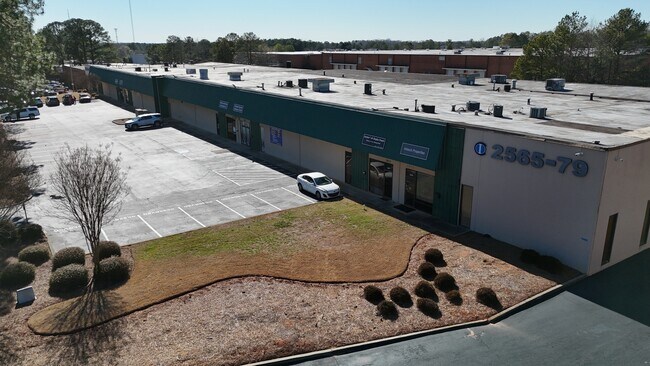 More details for 2565-2579 Park Central Blvd, Decatur, GA - Industrial for Lease
