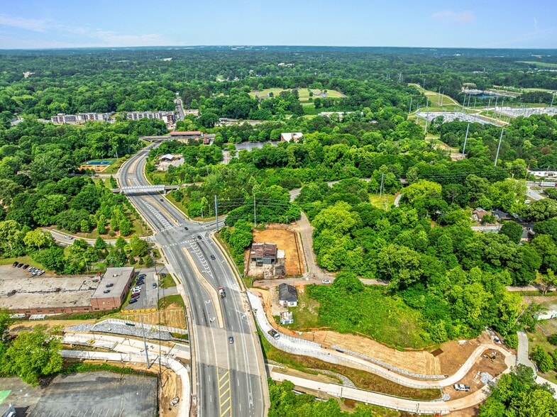 684 Law St NW, Atlanta, GA for sale - Aerial - Image 3 of 5