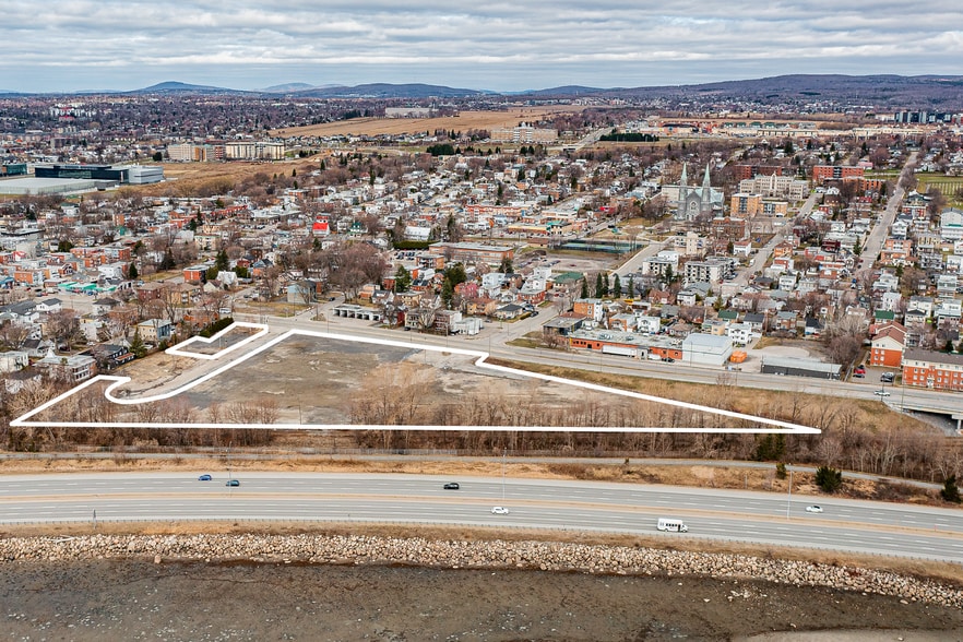 3216-3360 Boul Sainte-Anne, Québec, QC à vendre - Aérien - Image 1 de 1