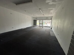 Standfield Centre, Manchester for lease Interior Photo- Image 1 of 2