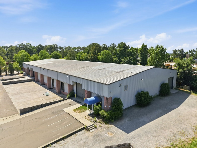 2456 S Miami Blvd, Durham, NC for lease - Building Photo - Image 3 of 9