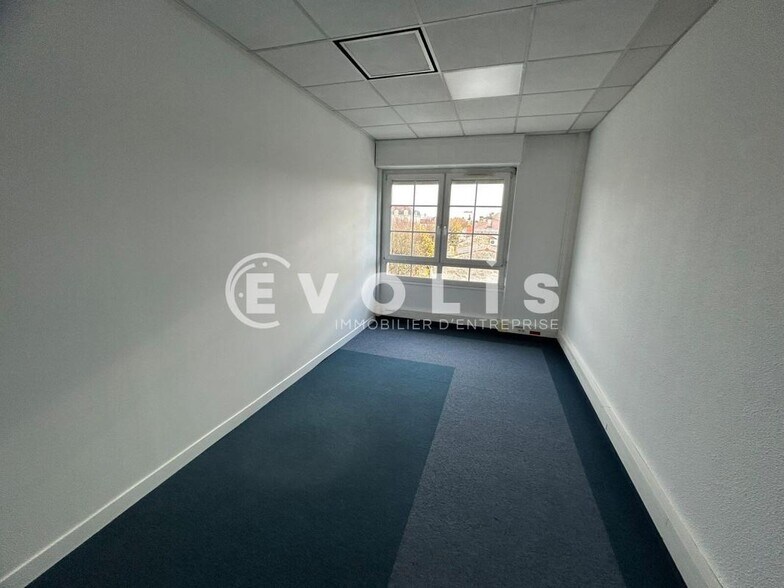 185 Boulevard Maréchal Leclerc, Bordeaux for lease - Building Photo - Image 2 of 12