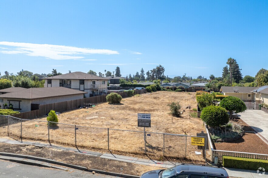38239 Fremont Blvd, Fremont, CA à vendre - Photo du bâtiment - Image 1 de 3