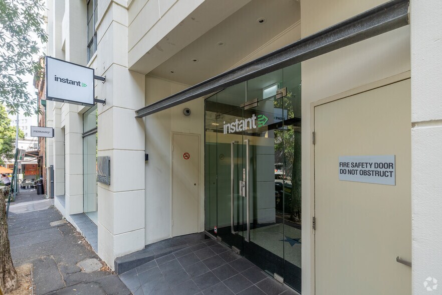 23 Foster St, Surry Hills à louer - Photo du bâtiment - Image 3 de 5