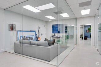 444 Seabreeze Blvd, Daytona Beach, FL for lease Interior Photo- Image 2 of 3