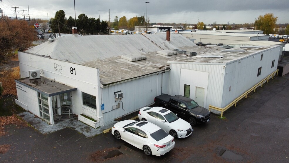 81 NE Columbia Blvd, Portland, OR for lease - Building Photo - Image 3 of 10