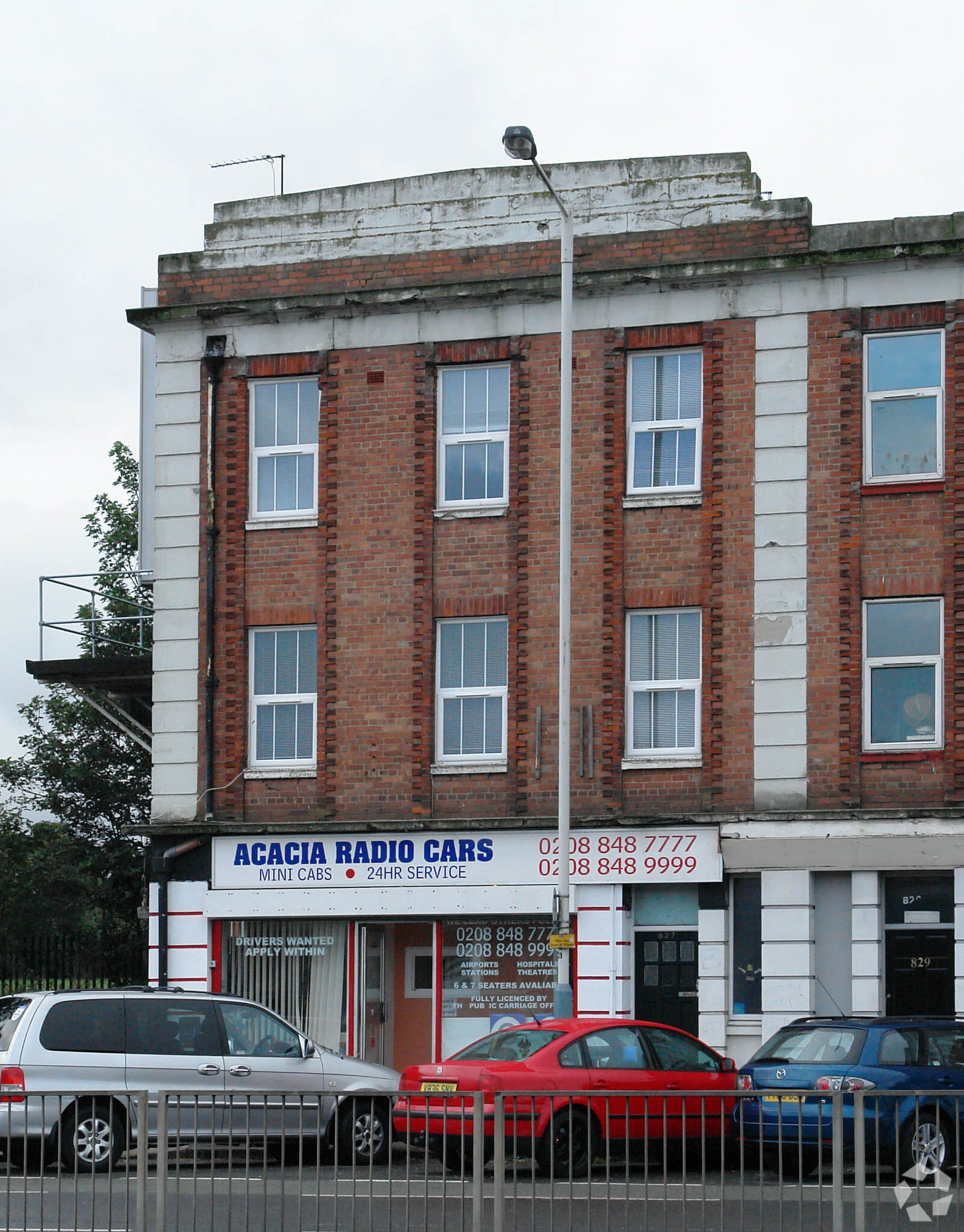 825 Uxbridge Rd, Hayes for lease Primary Photo- Image 1 of 3