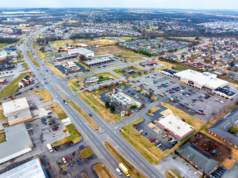 1965 Madison Square Blvd, La Vergne, TN à vendre - Photo du bâtiment - Image 2 de 7