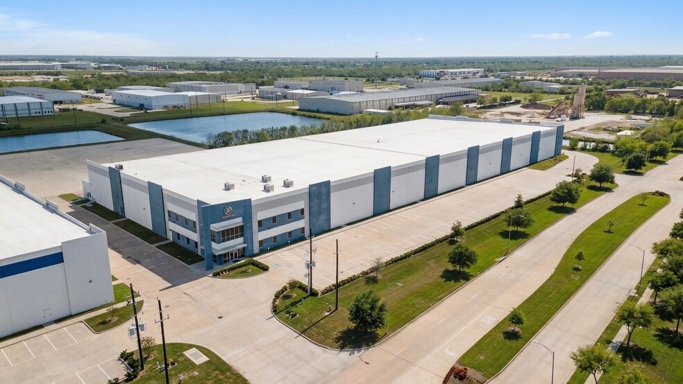 450 Commerce Pky, Katy, TX à louer - Photo du bâtiment - Image 2 de 13